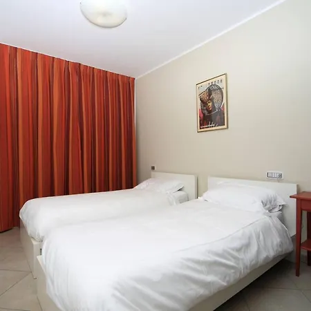 דירה Contemporary 2 Bed With Pool And Jacuzzi קנרו ריביירה
